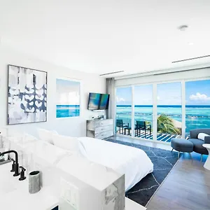 Black Urchin Boutique Aparthotel Bodden Town